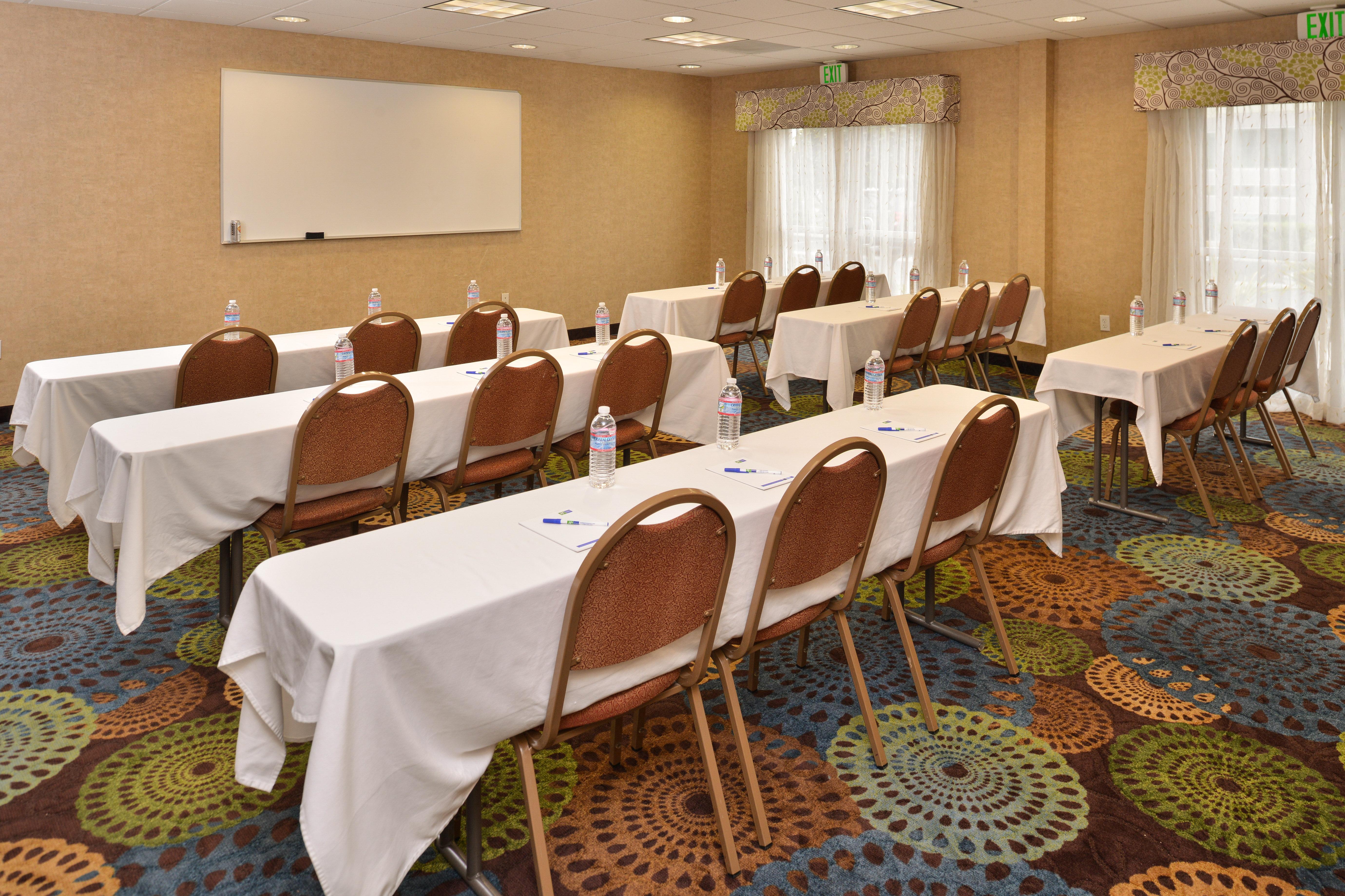 Holiday Inn Express San Diego - Otay Mesa, an IHG hotel Exterior foto